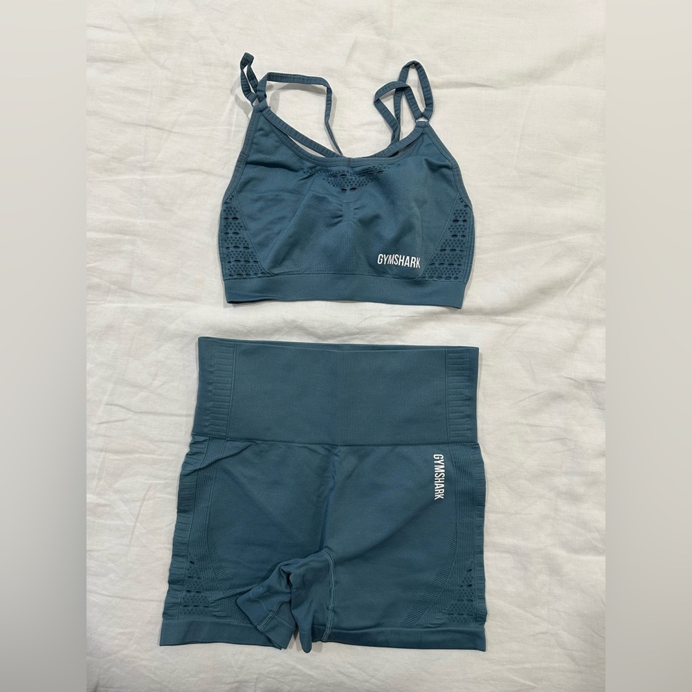 Gymshark Women's Energy Seamless+ shorts and sports bra set